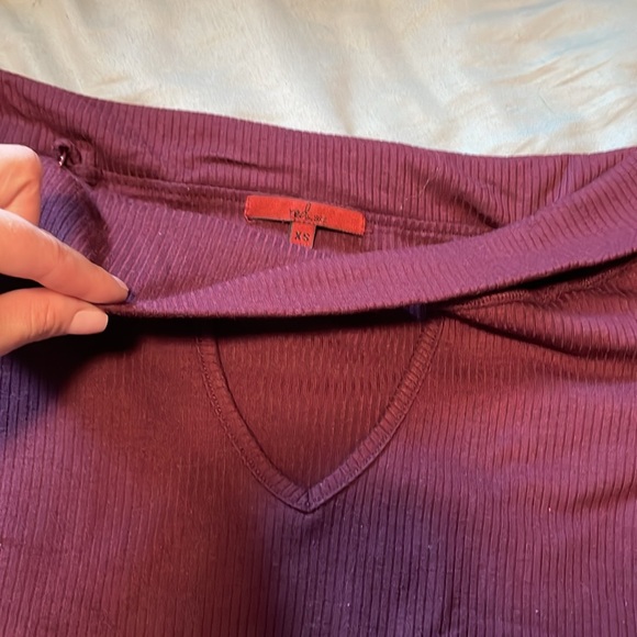 Red by BKE Cowl Neck Ribbed Long Sleeve Deep Purple Shirt - Picture 3 of 3